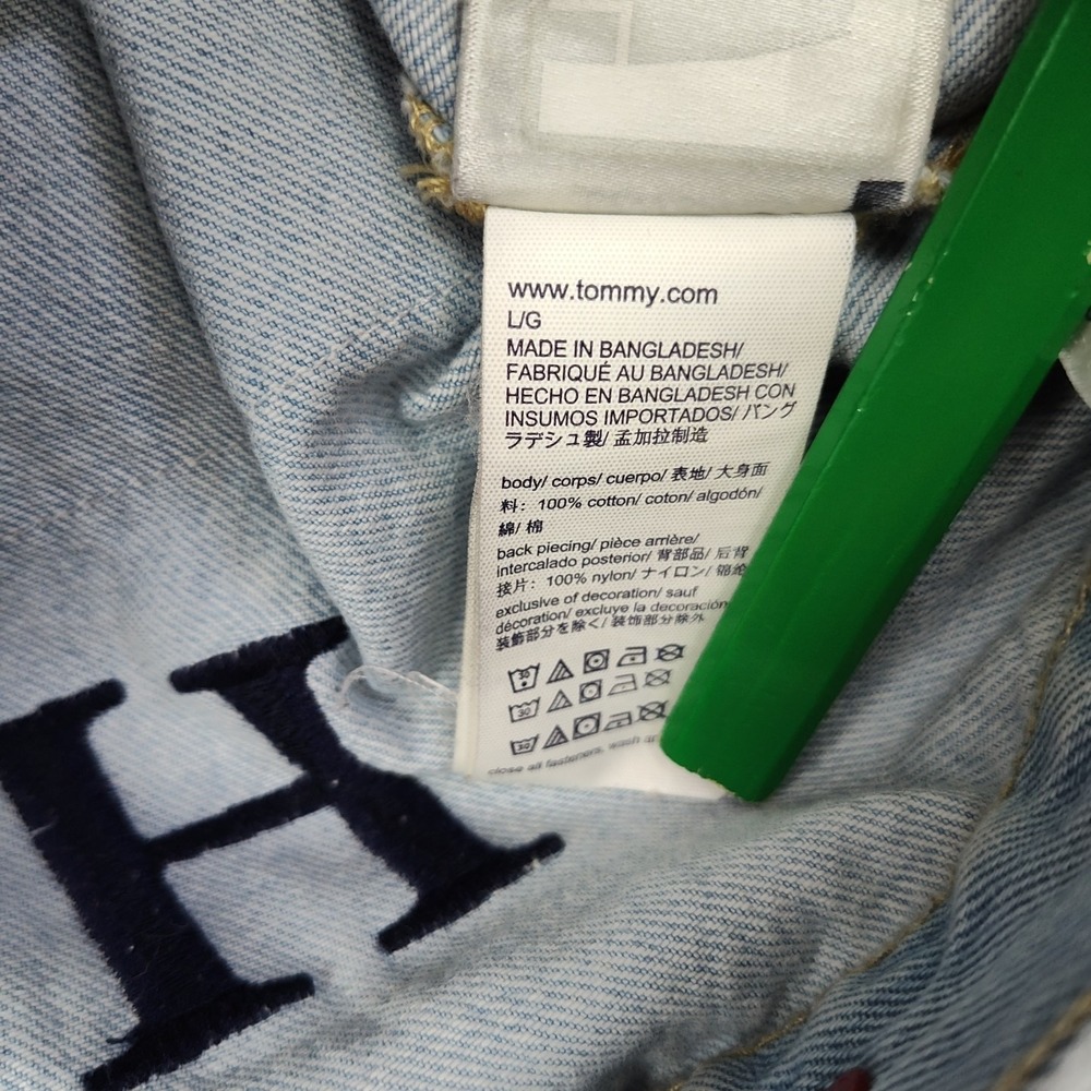 Vintage Tommy Hilfiger Jacket Men's Size L Lt. Blue Denim Big Flag Button-Up - Picture 10 of 13